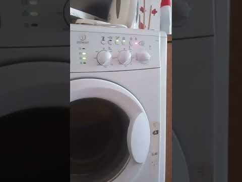 Стиральная Машина INDESIT WIL82 Цветные ткани 30°C 4/6