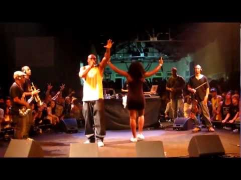 MV Bill e Kmila CDD O Bonde não Para no Rap na Lapa