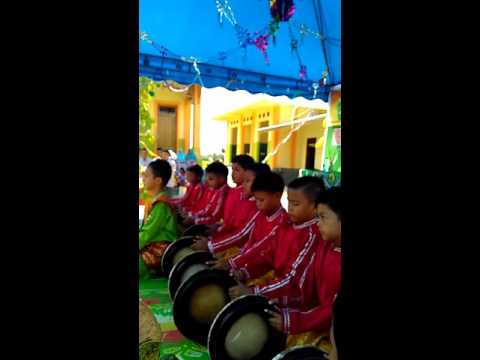 download lagu mp3 mp4 Mi Kubu, download lagu Mi Kubu gratis, unduh video klip Mi Kubu