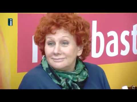 Maria Rita Parsi a Manocalzati: "Basta parlare solo di bullismo, la scuola ha bisogno di risorse"