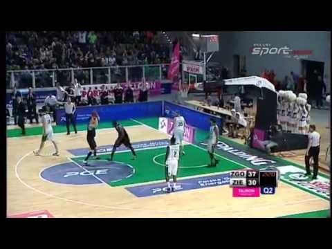 Mega alley-oop Mardy Collins - Chris Wright - PGE Turów Zgorzelec