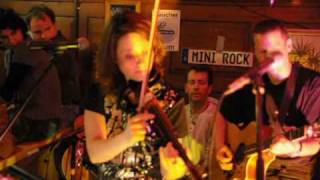 "Am Fenster" von City, cover by mini-rock im Felsen Hornberg