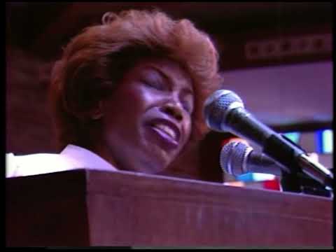 Fellowship Baptist Church Choir feat. Mary Davis - "He's My Everything" PRAISE BREAK