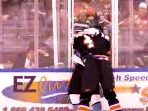 WBS PENGUINS - The DAY AFTER XMAS BONVIE FIGHT