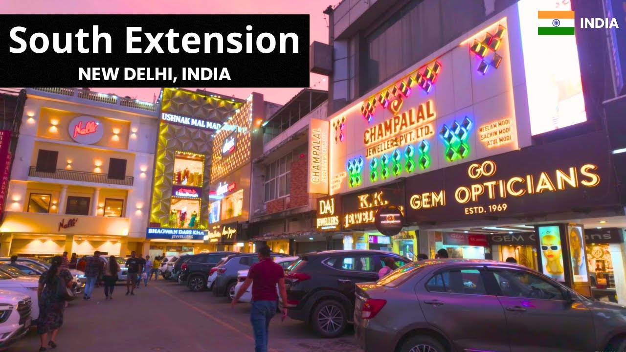 Immersive street-level walking tour through India (Market 37), India, showcasing authentic urban landscapes, local architecture, and the vibrant atmosphere of the city's neighborhoods