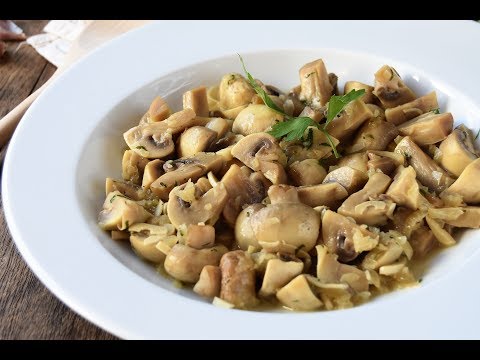 Champiñones al ajillo