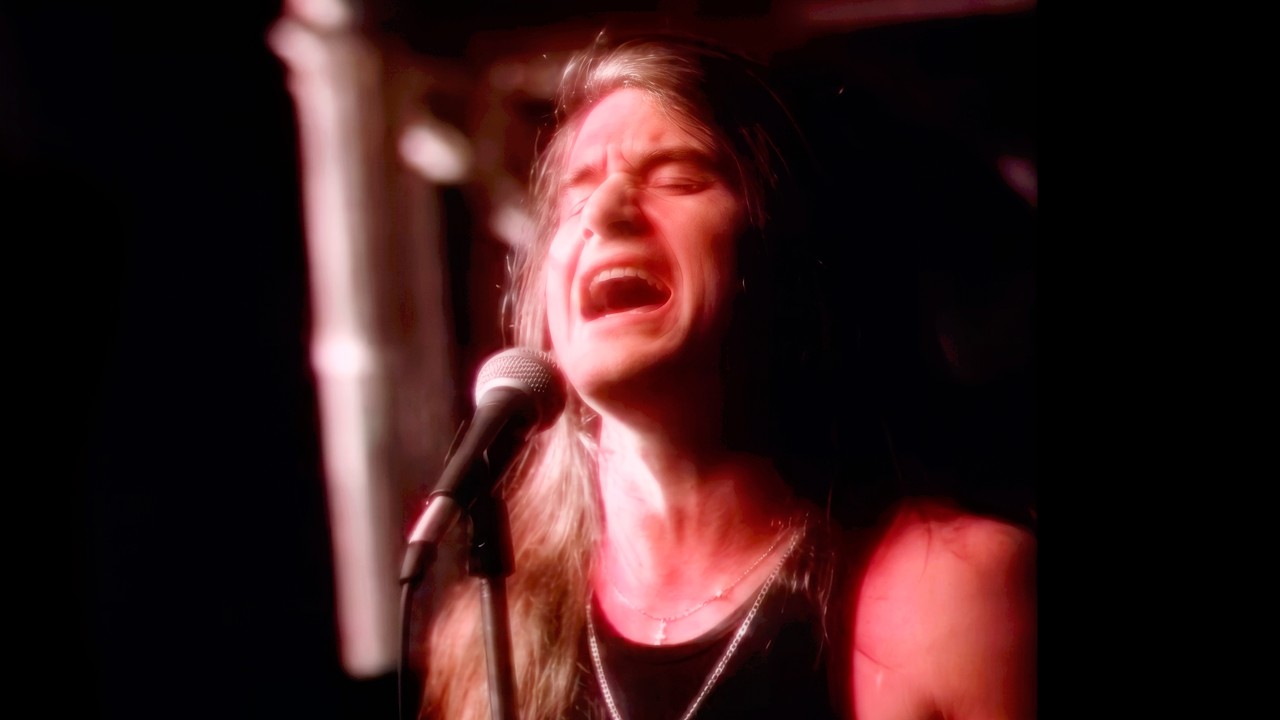 Faith No More - From Out Of Nowhere [Official Music Video] - YouTube