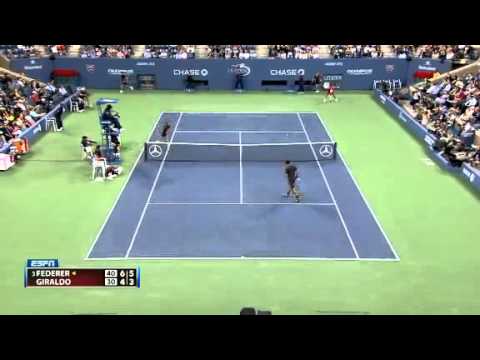 Roger Federer vs Santiago Giraldo - 2011 U.S. Open Highlights