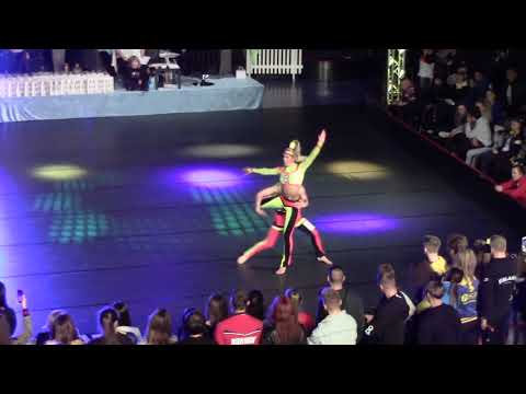 Andrea Loevlien Solbjoer & Aron Espeland Bye - Disco WC 2018