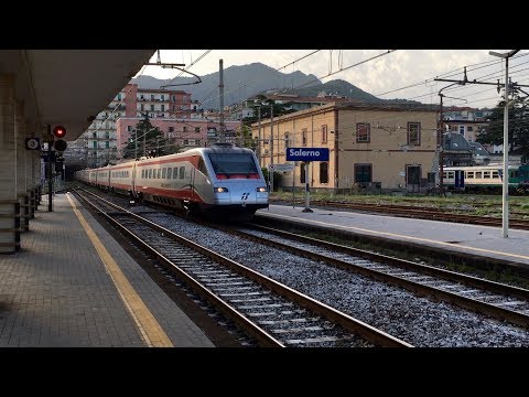 Un paio di Frecciargento in arrivo e partenza dalla stazione di Salerno