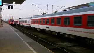 preview picture of video 'City Night Line train departure at Hambrug Altona Hbf'
