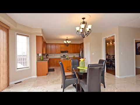 3236 Topeka Dr, Mississauga, Ontario L5M 7V1