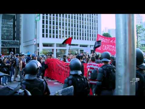 New protests during Brazilian national team game