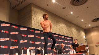 Paul Amos Hungry like the Wolf Dance at NYCC 2013