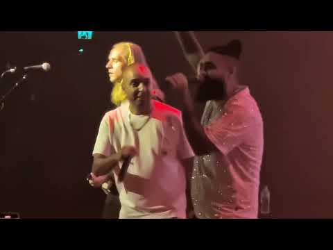 اجرا مشترک ساسی و آرش در سیدنی استرالیا سال ۱۴۰۳ Sasy Mankan and Arash live in Sydney 2024