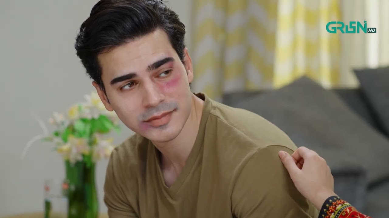 Shohar Ne Biwi Ko Bewkoof Bana Diya | Faaslay | Ali Ansari - Saboor Aly | Green TV