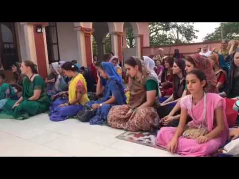 Initiation ceremony. Kirtan. Mayapur 26.03.2017