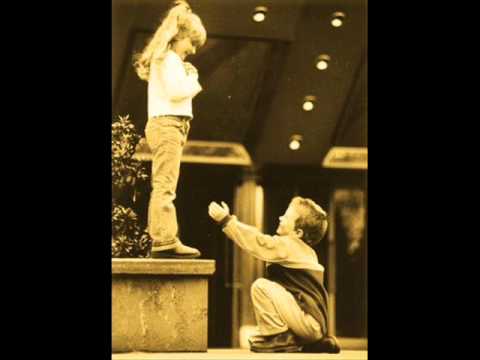 loabin Gulhi Faanu hey By Hussain Naseer