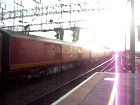 87002 'Royal Soverign' passes though Crewe