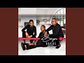 Ungibambile Feat Mnikezwa