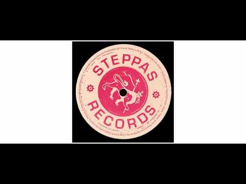 Goli  / Ashburner - Get Up - 12" - Steppas
