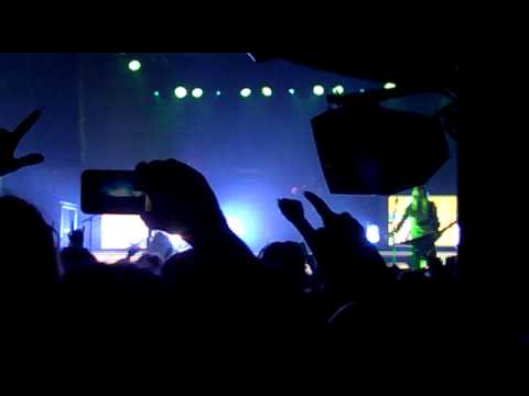 Let The Hammer Fall (Live a Milano).mp4