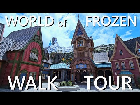 Walk into Frozen Land - Hong Kong Disneyland Resort