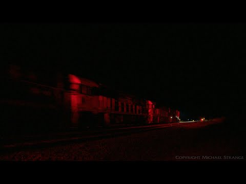 MP5 Freight Train At Night - PoathTV Australian Railways