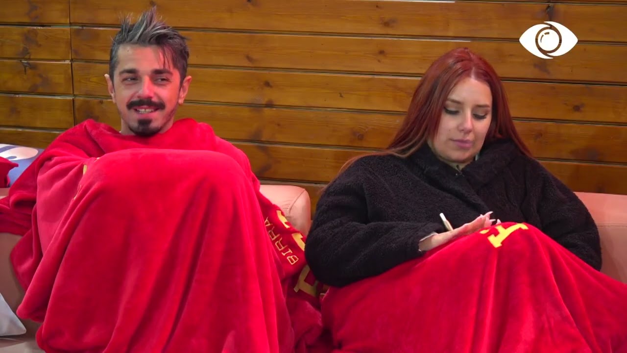 Amos ngacmon Maestron: Nuk ma var fare!