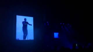 Drake performs Spenzo&#39;s &quot;Wife Er&quot; in Chicago
