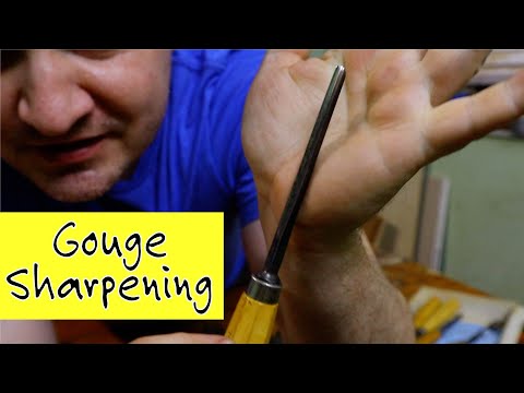 Sharpening a carving gouge using a cheap set of tools