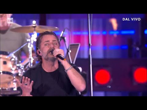 Achtung Babies cantano "Se telefonando"- The Band 13/05/2022