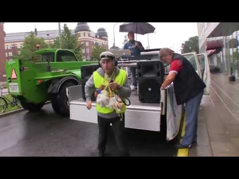 Marko förlorar oskulden som studentflaksåkare!