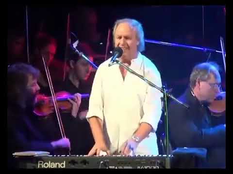 HUGO MAZZEO Tarde o temprano, así será, En vivo. César  Banana  Pueyrredon. Teatro Roma.