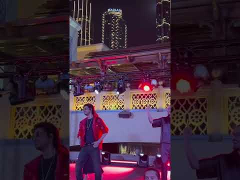 من دبي عبد الفتاح الجريني وجميلة البداوي سعادتهم بالغناء لفيلم #جوان ل #شاروخان