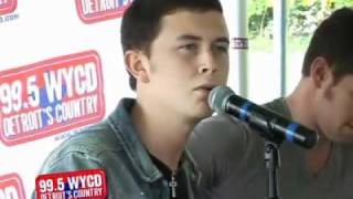 Scotty McCreery Performs LIVE Clear As Day In Our Backyard!