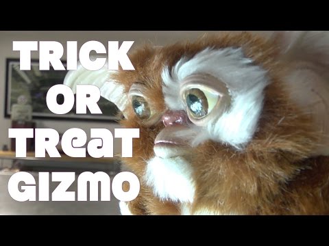 PSA Trick or Treat Gremlins Puppet prop BUYER BEWARE 😱