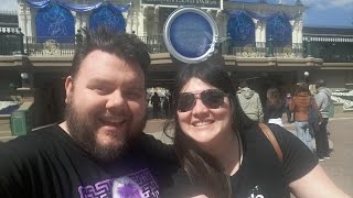 Disneyland Paris 25th Anniversary Vlog - Day 1 - Santa Fe, Star Wars Shopping & More!!
