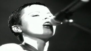 The Cranberries - Ridiculous Thoughts (Official Music Video)