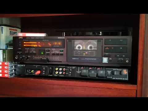 JVC KD-V6 (tape deck 1985) & Maxell UDI-CD (1999)