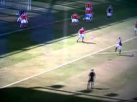 unbelievable Volly Outside the box!!