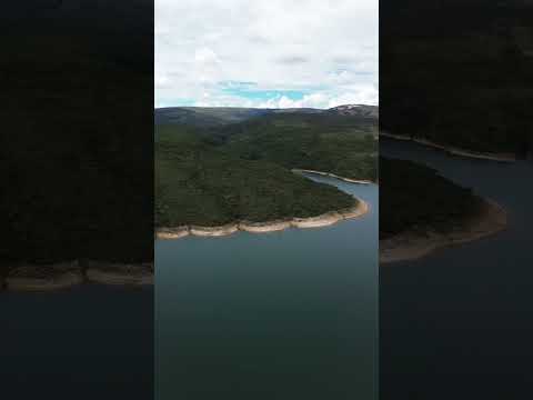 As belezas de Minas Gerais… Pousada em Carmo do Rio Claro - MG #minasgerais #drone #dronevideo