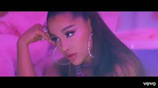 Ariana grande copies Kelly Clarkson?! (7rings and my favorite things)