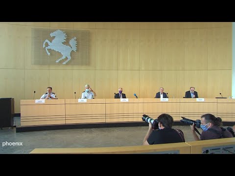 Stuttgart: Pressekonferenz der Stadt &amp; Polizei nach nächtlichen Ausschreitungen