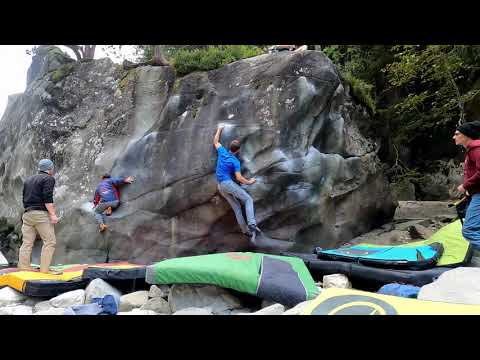 Magic Wood | 7a - 7c | 14 Boulder