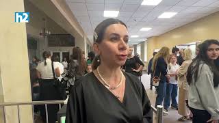 Պահանջում ենք, որ տնօրենը շարունակի պաշտոնավարել. Դասադուլ՝ Պուշկինի անվան դպրոցում: Լրաբեր