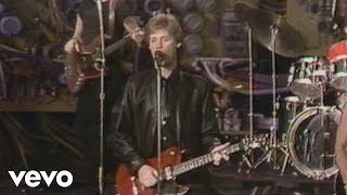 Daryl Hall & John Oates - The Woman Comes And Goes