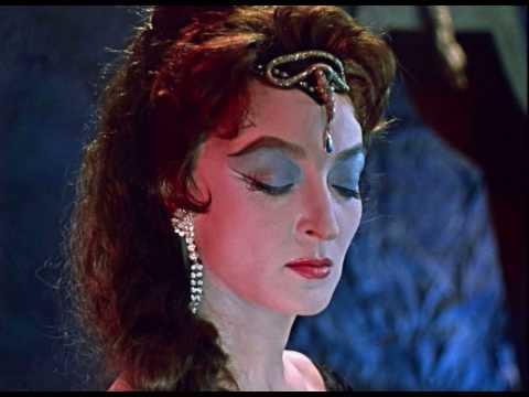 Королевство кривых зеркал - Trailer