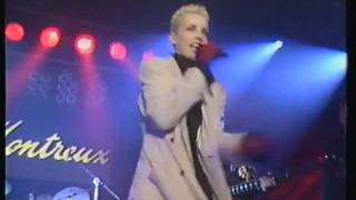 Eurythmics -  You Have Placed A Chill &amp; I Need A Man (live at the Montreux Festival)