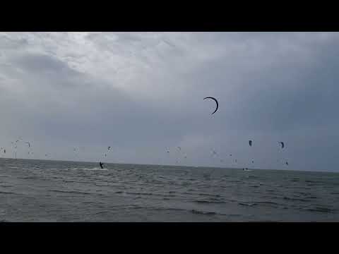 Beach ⛱️ time #europe #autumn #netherlands #kiteflying #kitelover #zeeland